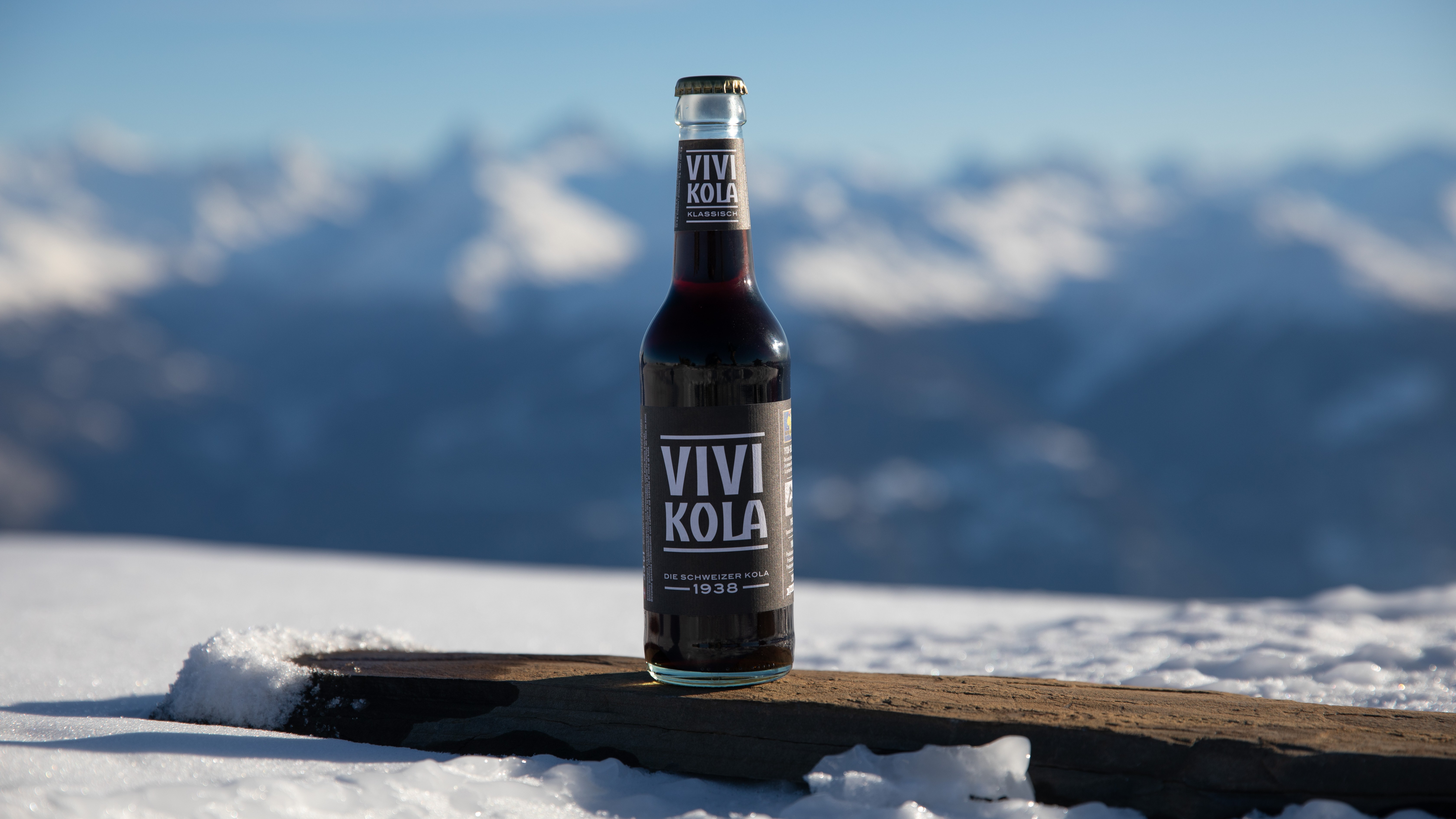 Vivi Kola